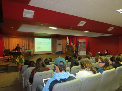 Abogado asesor de la FR, Hugo León, dicta charla en la Universidad de Antofagasta