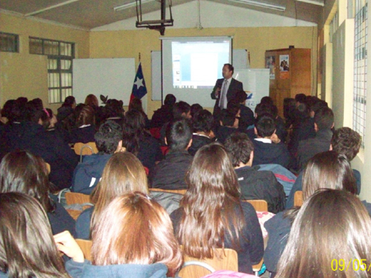 Charla en Liceo Politecnioco de Llay Llay