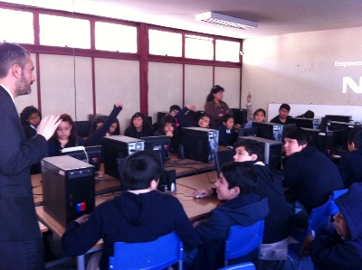 Con gran interés los alumnos realizaron consultas de los temas expuestos en la jornada.