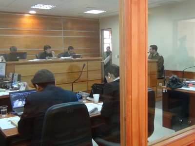 El fiscal Patricio Llancamán presentó múltiples pruebas en el juicio oral.