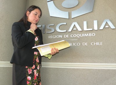 Elizabeth Guajardo, jefa de la Unidad de Asesoría Jurídica.