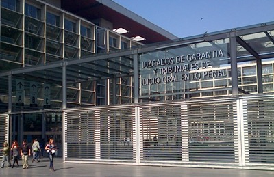 La audiencia se efectuó en el Centro de Justicia de Santiago.