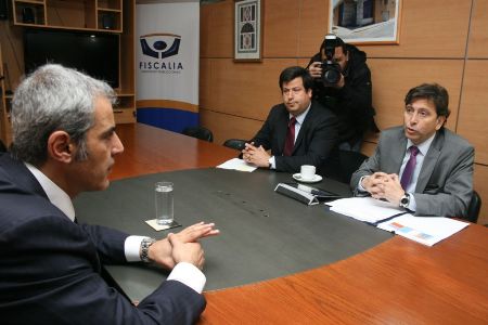 Fiscal Nacional junto a ministro de Obras Públicas