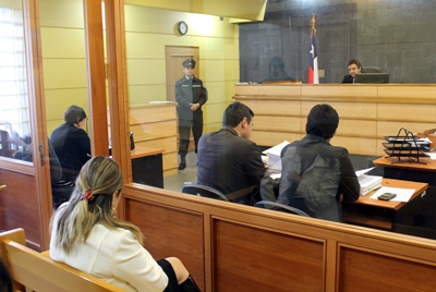 El fiscal Juan Sebastián de la Fuente entregó los antecedentes de la investigación en una audiencia realizada en el Juzgado de Garantía. 