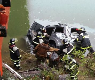 En el procedimiento de rescate de los cuerpos colaboró personal de Bomberos y Carabineros de Río Tranquilo. 