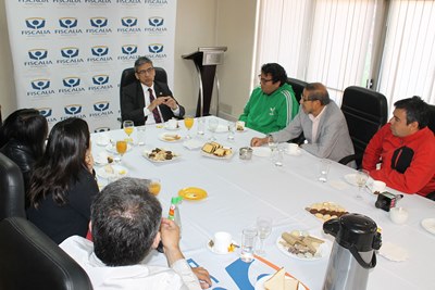 El encuentro con los medios de prensa se desarrolló en dependencias de la Fiscalía Regional. 
