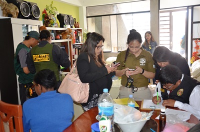 La Fiscal Regional Javiera López estuvo presente en la diligencia realizada en Tacna (Perú), donde se detuvo a la líder de la agrupación.