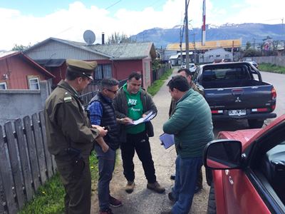 Al sitio del suceso acudió el fiscal Luis Contreras junto a personal de la SIP de Carabineros. 