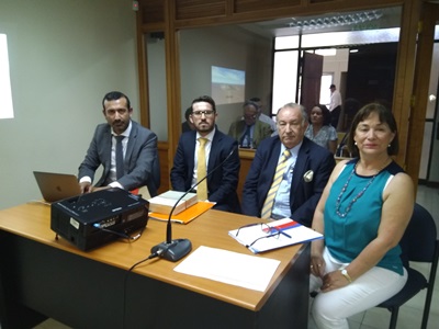 Junto al fiscal jefe del Tamarugal, Hardy Torres, compareció en calidad de víctima la seremi de Bienes Nacionales y el Consejo de Defensa del Estado.