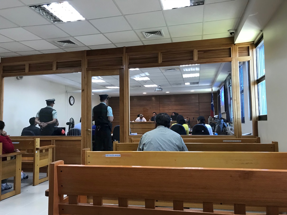 Este juicio oral se realiza en el Tribunal Oral en lo Penal de Valdivia y debiera finalizar mañana
