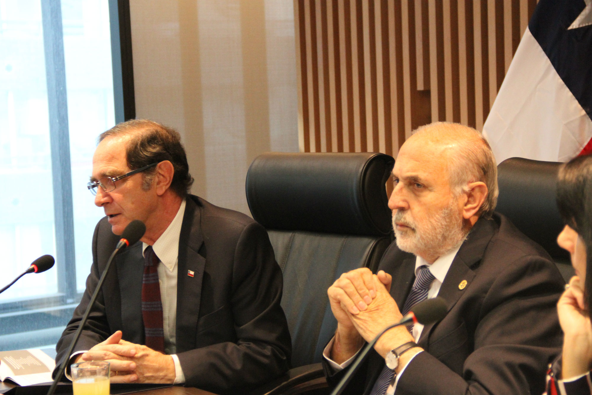 Fiscal Nacional, Jorge Abbott, junto al Ministro de Justicia y Derechos Humanos, Hernán Larraín