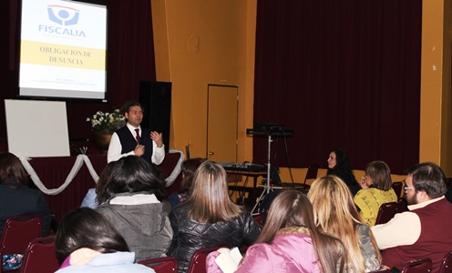 Charla docentes y profesionales de salud