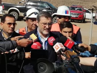 El fiscal regional de Atacama, Alexis Rogat, coordinó las acciones de búsqueda en el lugar.