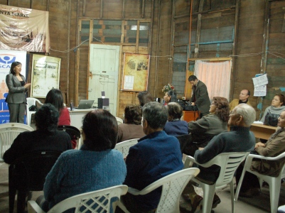 Fiscal jefe de Iquique, Tania Sironvalle, estuvo a cargo de la charla.