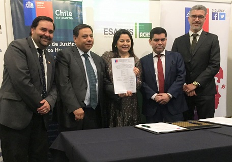 Representantes deL Ministerio Público de Antofagasta, Defensoría Penal Pública,  Gendarmería de Chile, Juzgado de Garantía y la Seremi de Justicia 