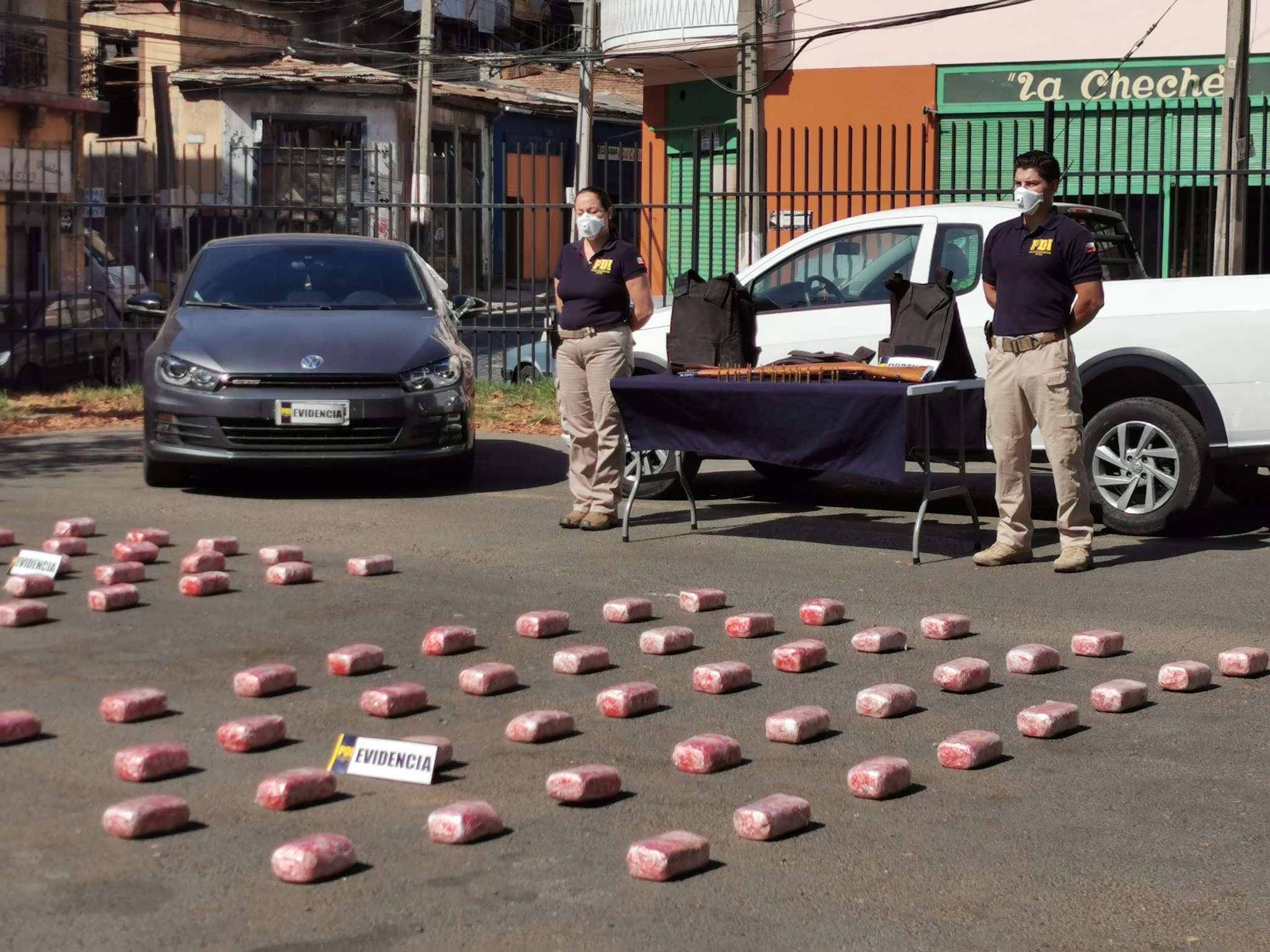 Cuatro detenidos por tráfico de drogas