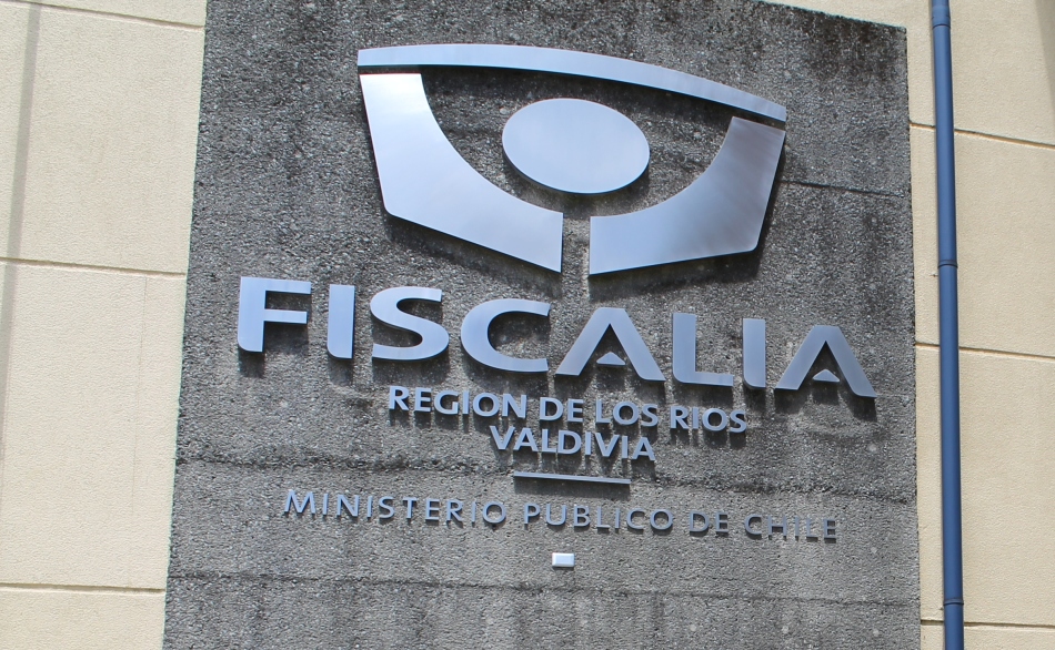 La Fiscalía de Valdivia formalizó al imputado como autor del delito de robo con violencia.