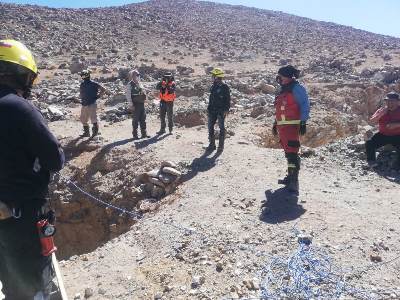 Los miembros de "Rescate Atacama" no han escatimado en esfuerzos para colaborar en esta investigación.
