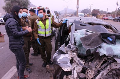 Hasta el lugar del accidente concurrió la fiscal Andrea Díaz, quien ordenó las diligencias destinadas a establecer las causas del accidente.