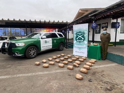 El trabajo investigativo se realizó con personal del OS7 de Carabineros.