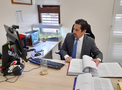El fiscal jefe de Chañaral, Marco Arenas Zeballos, está a cargo de dirigir esta investigación. 