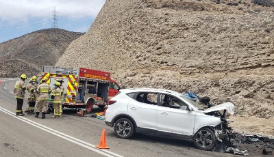 La colisión entre los vehículos involucrados ocurrió en la ruta C-46 de la comuna de Freirina. 