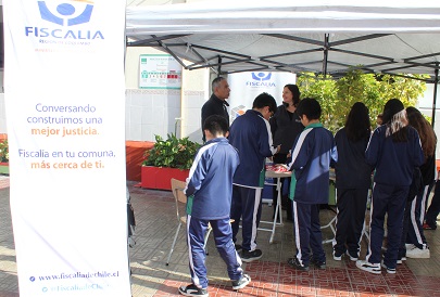 Fiscalía Regional y Unidad de Análisis Criminal y Focos Investigativos se reunieron con estudiantes.