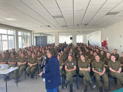 La Uravit de la Fiscalía Regional realiza charlas de formación a estudiantes de la  Escuela de Carabineros.