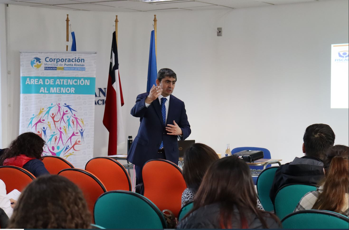 Charla comunidad educativa municipal