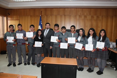 Los alumnos del Liceo Lucila Godoy Alcayaga de Traiguén recibieron sus diplomas