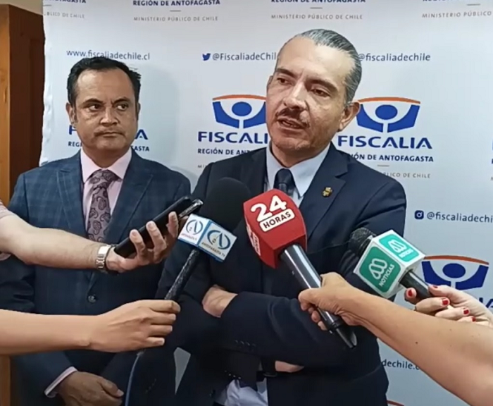 El Fiscal Regional, Juan Castro Bekios, informó el inicio de la pesquisa.