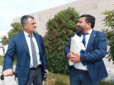 El fiscal de Vicuña (a la derecha) informó la situación del imputado.
