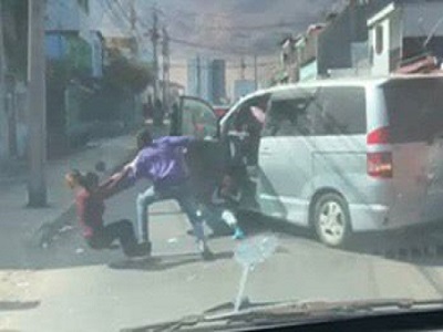 El imputado cometió el robo junto a otros sujetos aún desconocidos e intimidando con un arma de fuego. 