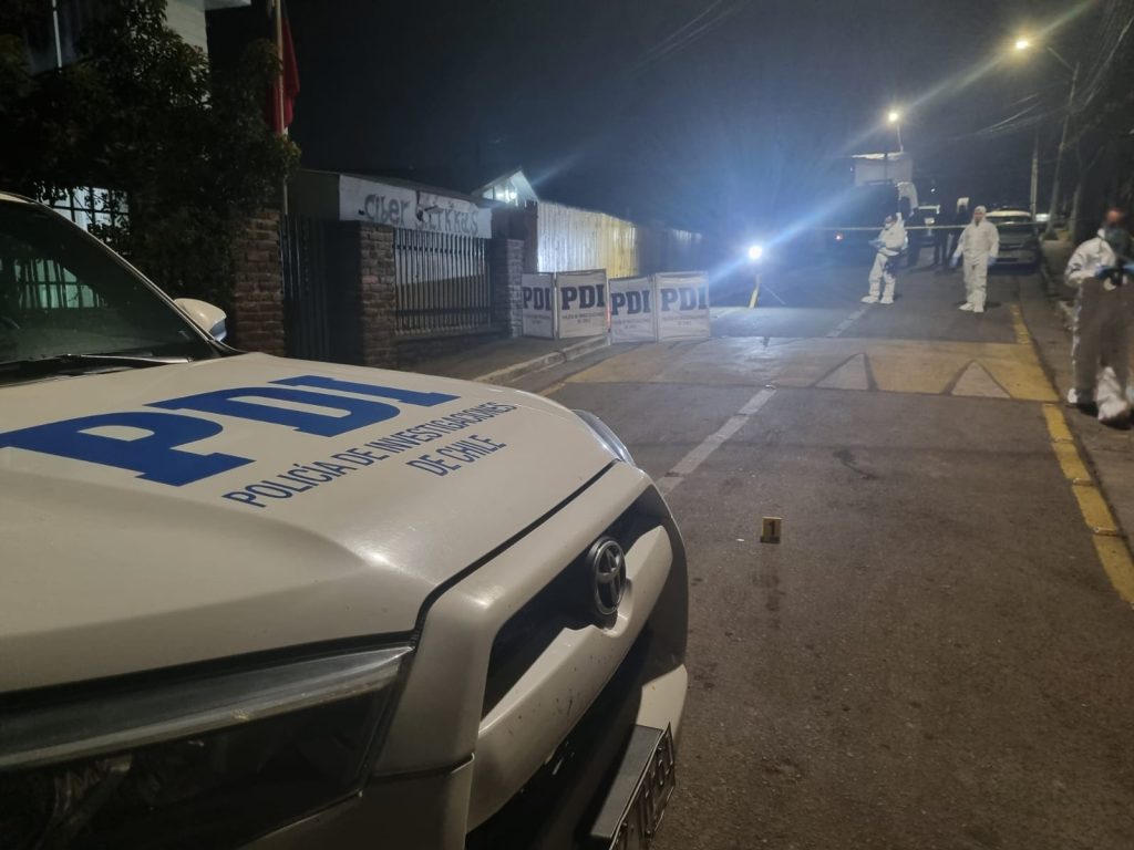 Foto PDI en el Sitio del Suceso
