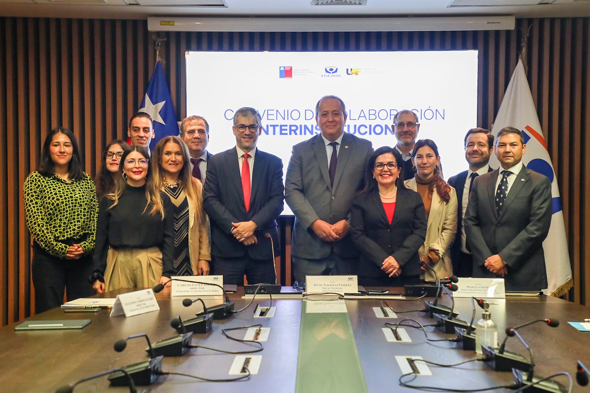 Equipos de la Fiscalía Nacional, UAF y SUBREI. 