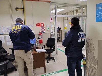 La PDI y el equipo ECOH trabajan en esta investigación.