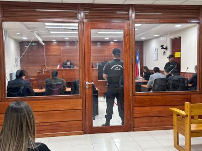 En este juicio oral intervinieron fiscales de la Unidad de Delitos Violentos y de la Unidad de Delitos de Violencia Intrafamiliar y Género.