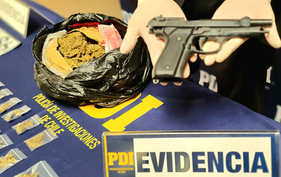 Se recuperó armamento y droga.