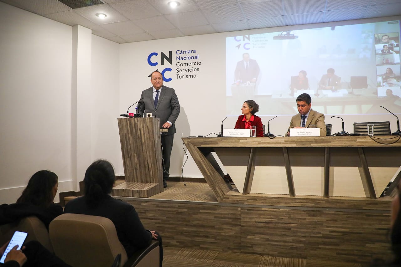 El Fiscal Nacional en la inauguración de esta importante plataforma.