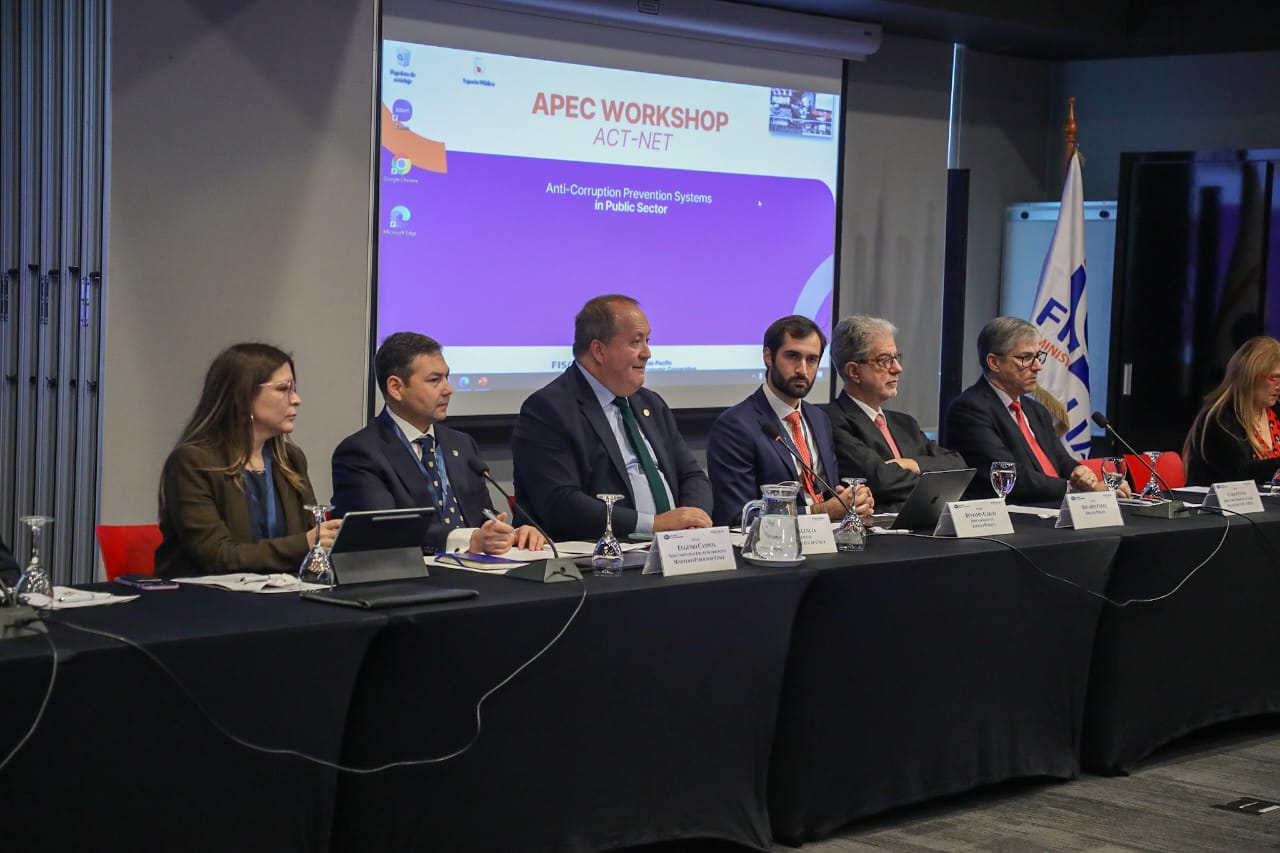 La actividad se realizó con el apoyo de Foro de Cooperación Económica Asia Pacífico.