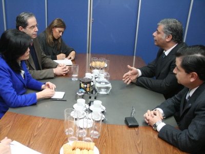 Jorge Chocair y Luis Toledo (a la derecha) junto a Terumi Matsuo y Juan Buffa, representantes de Paraguay 