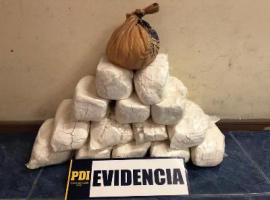 La droga fue encontrada acopiada en diferentes bolsos de los distintos domicilios de los imputados.