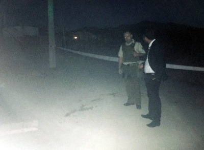 El fiscal Leonel Ibacache se constituyó de madrugada en el lugar en que ocurrió el homicidio para comenzar con las diligencias.