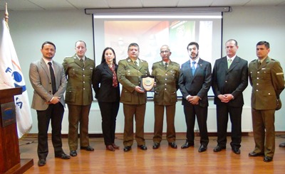 Una de las instituciones distinguidas fue la XI Zona de Carabineros Aysén y el Servicio Médico Legal.