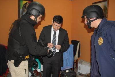 Cinco personas detenidas, además de la incautación de droga y armas deja como resultado operativo