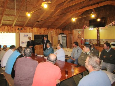Fiscales de Análisis Criminal y Focos se reunieron con agricultores de la comuna de Fresia por delitos de abigeato.