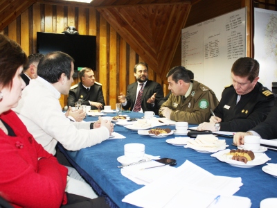 En dependencias de la Base Naval de Puerto Montt se desarrolló coordinación por sustracción de salmones.