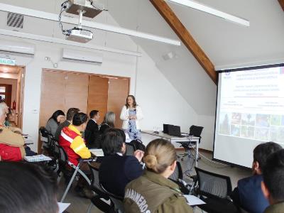 Fiscal Regional Carmen Gloria Wittwer abrió capacitación sobre investigación de incendios forestales.