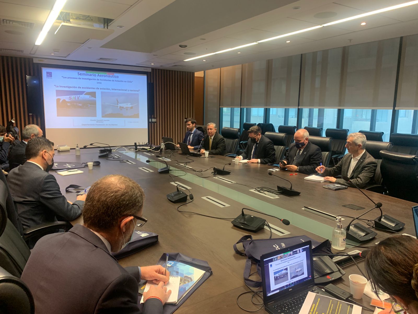 Capacitación sobre accidentes aéreos realizada por la Dirección General de Aeronáutica Civil (DGAC).