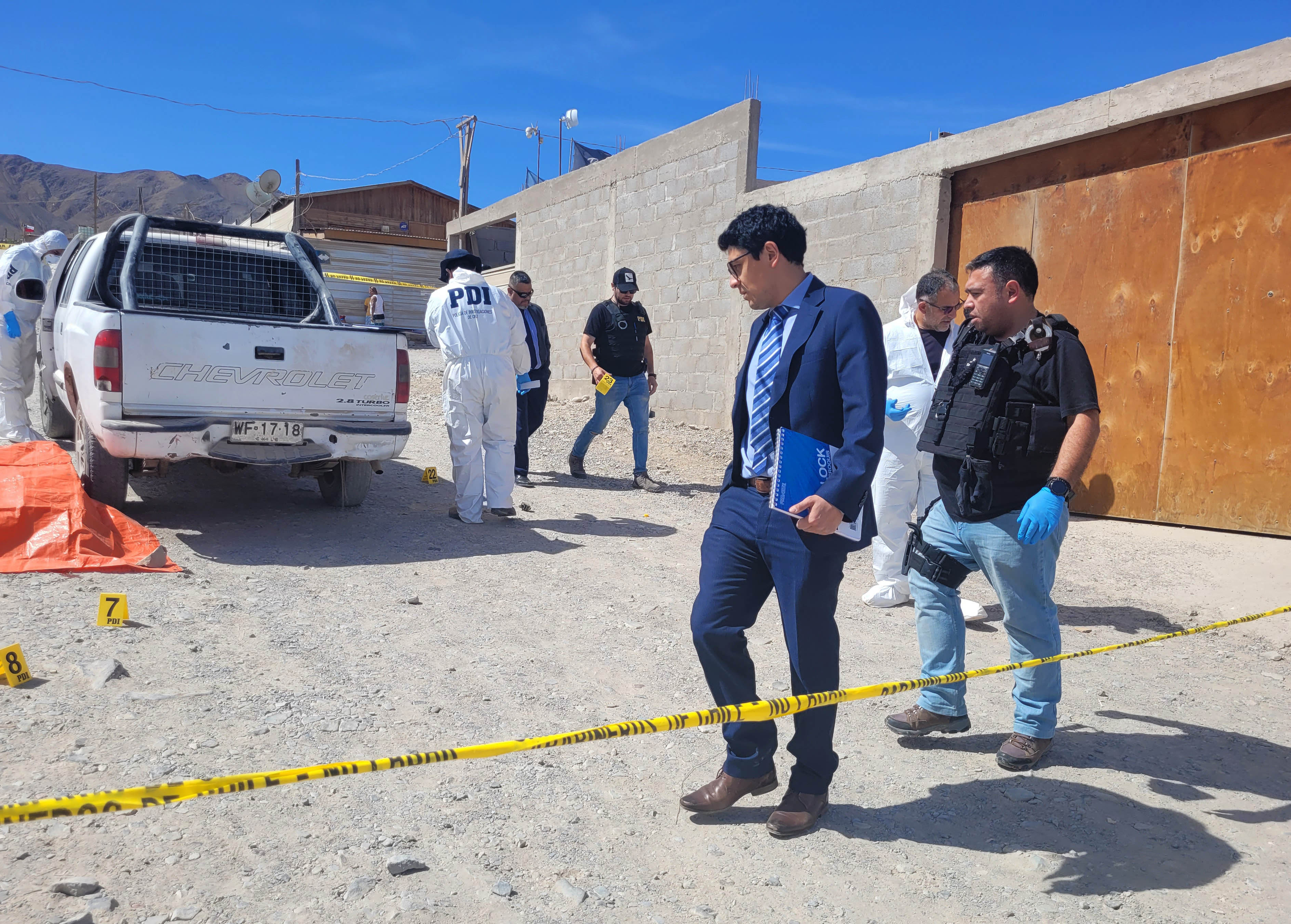 Hasta el lugar del crimen llegó el fiscal Pedro Pablo Orellana.